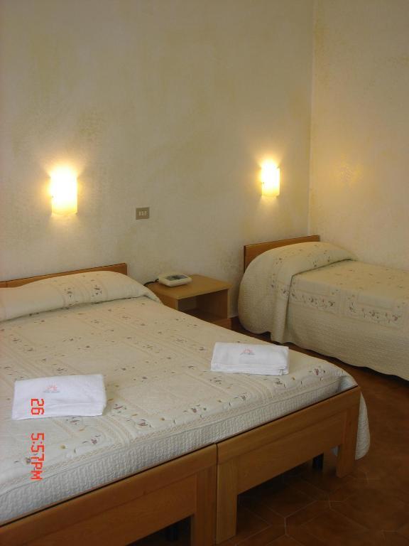 Hotel Ristorante Solari Бриатико Стая снимка